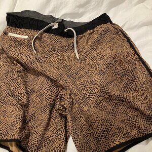 Banks Short in Cheetah